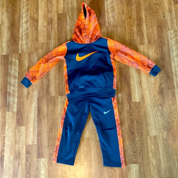 Nike Dri-Fit set - Picture 1 of 11